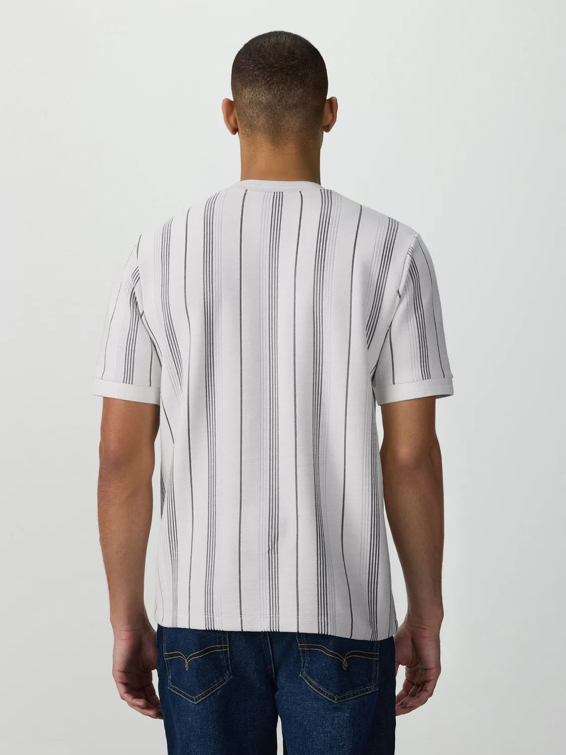 Футболка в полоску Smart Vertical Stripe Next, белый, серый — фото 3