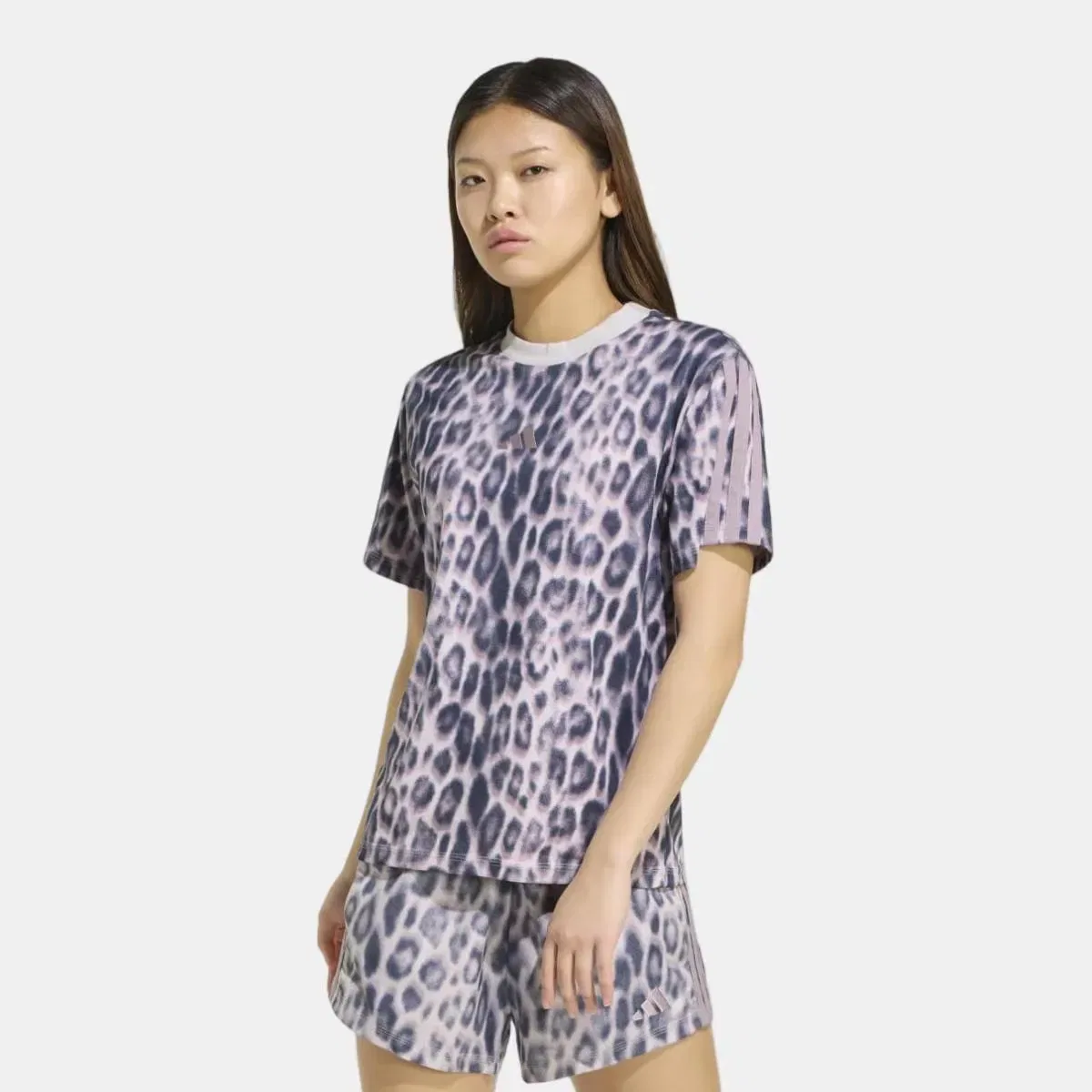Женская футболка с принтом Seasonal Essentials 3 Stripes adidas, Estampado