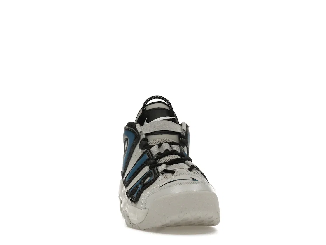 Детские кроссовки Lifestyle Nike Air More Uptempo, Pure Platinum/Burnished Teal-Industrial Blue — фото 2