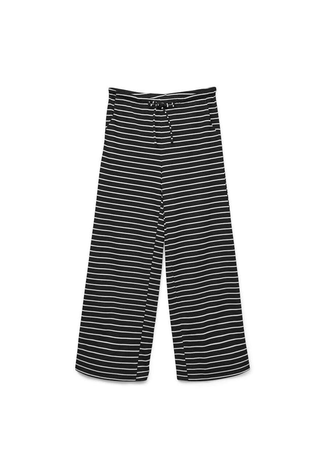 

Брюки Vero Moda, черный
