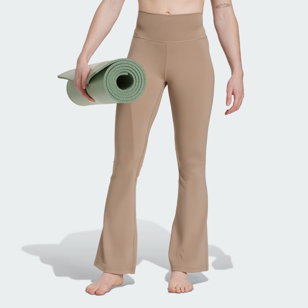 

Леггинсы Adidas All Me Flare Leggings, цвет Chalky Brown
