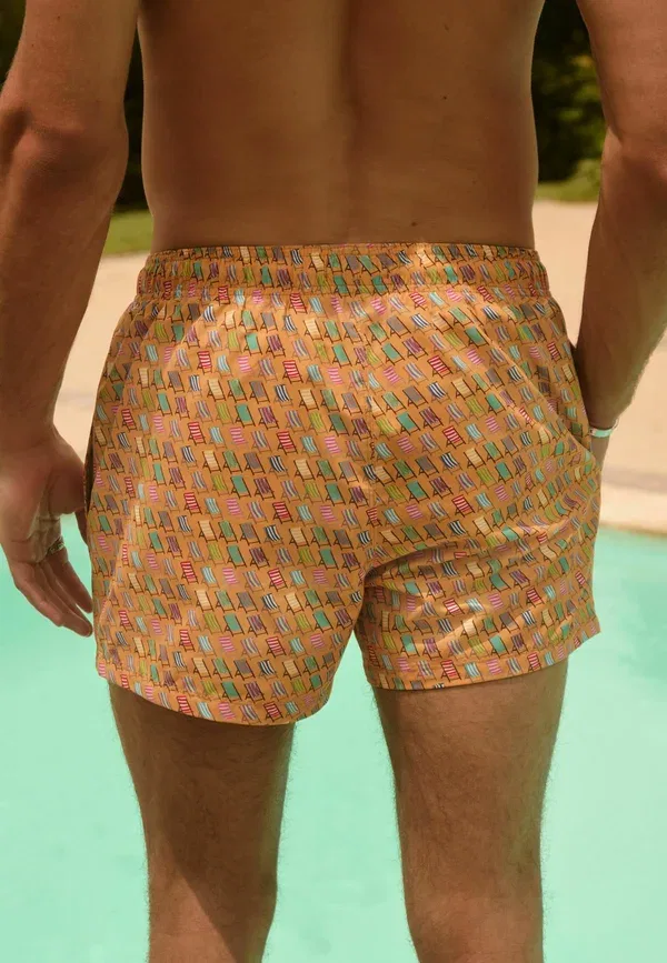 Плавки Next Regular fit essential watercolour stripe print swim shorts, оранжевый шезлонг — фото 2
