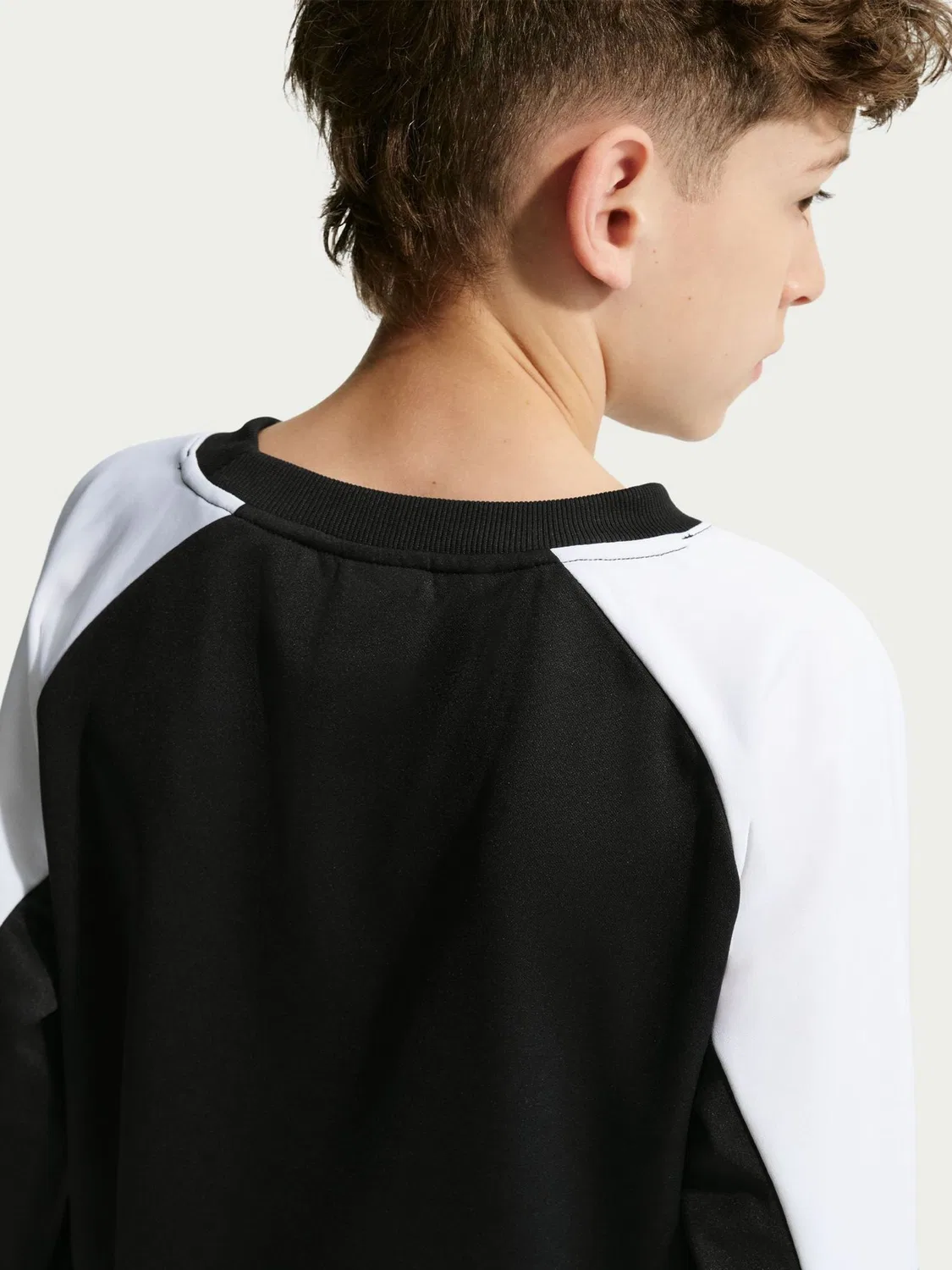 Спортивный костюм Nike Sportswear Black, черный — фото 4