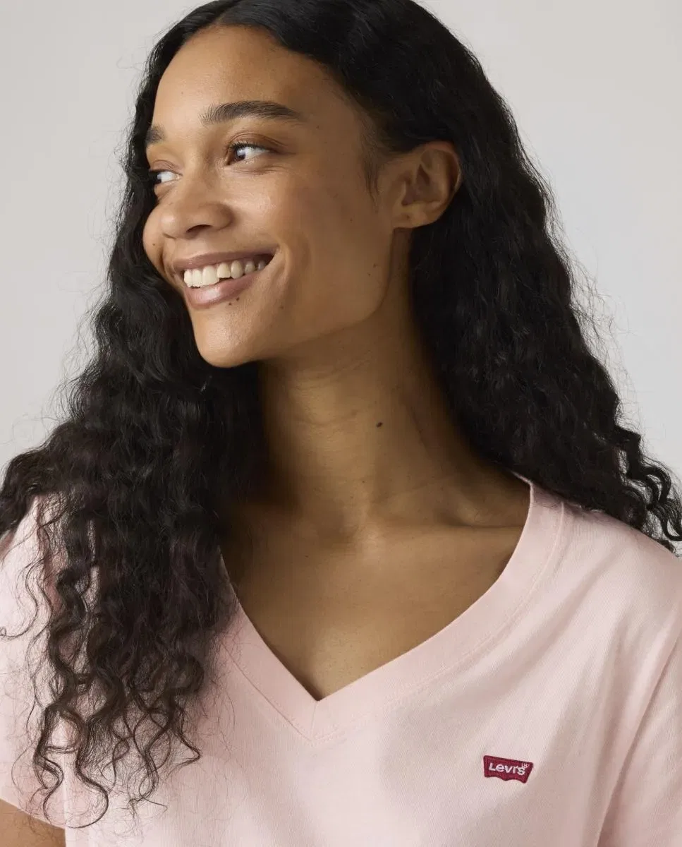 Женская футболка с коротким рукавом с V-образным вырезом Levi's, Rosa Claro — фото 3