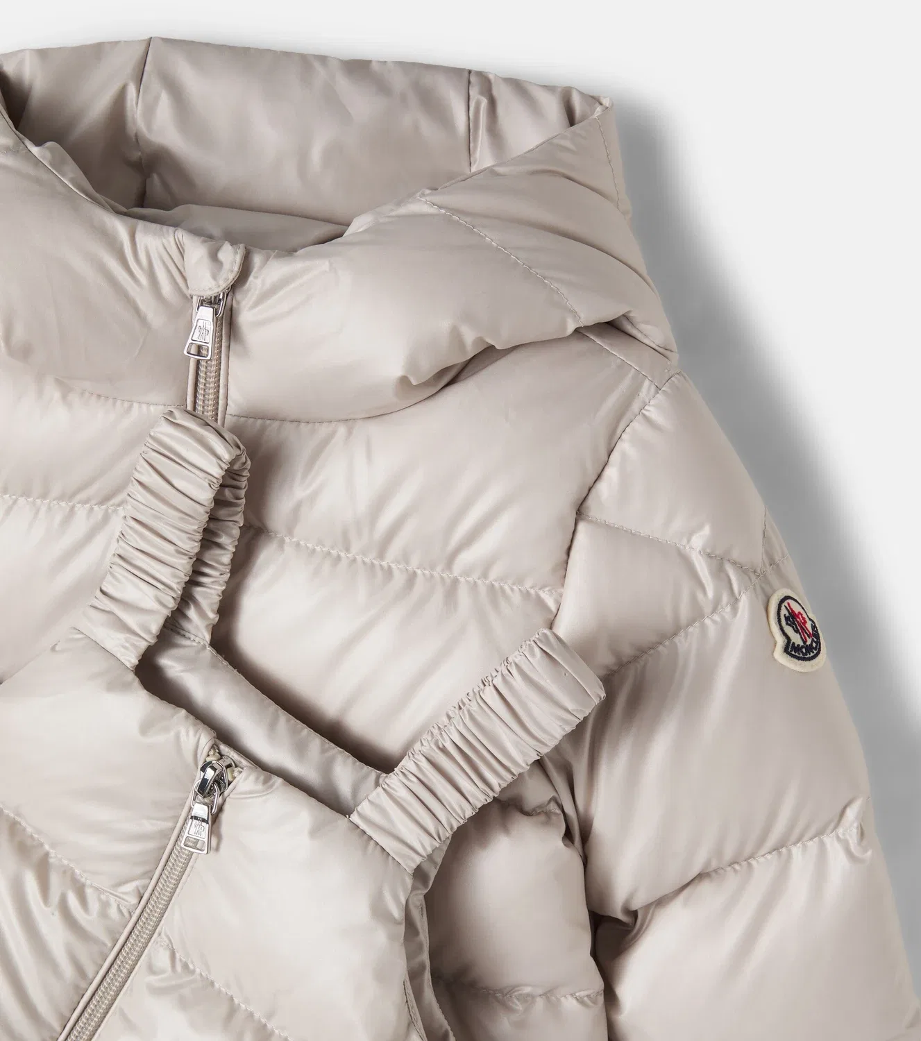 Комплект из пуховой толстовки и комбинезона Moncler Enfant, бежевый — фото 4