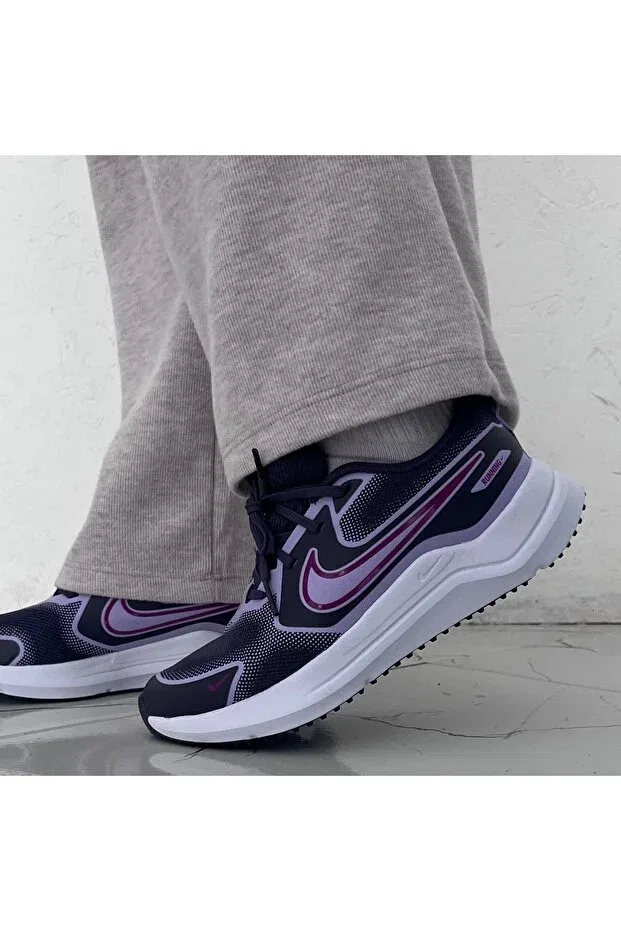Детские кроссовки для девочек текстильные Cosmic Runner Nike, Purple