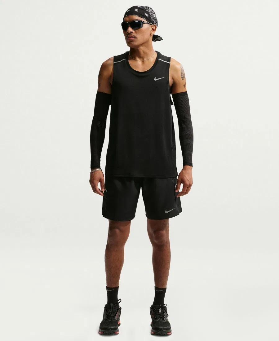 Беговая майка Miler Dri-FIT Nike, Black Reflective Silver