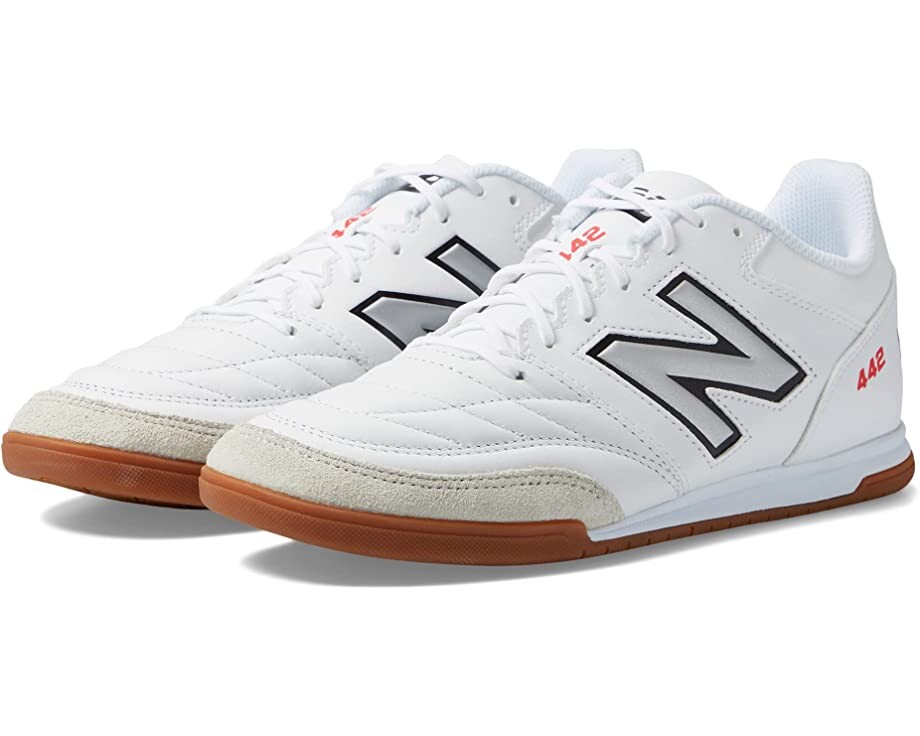

Кроссовки New Balance 442V2 Team TF, белый/коричневый
