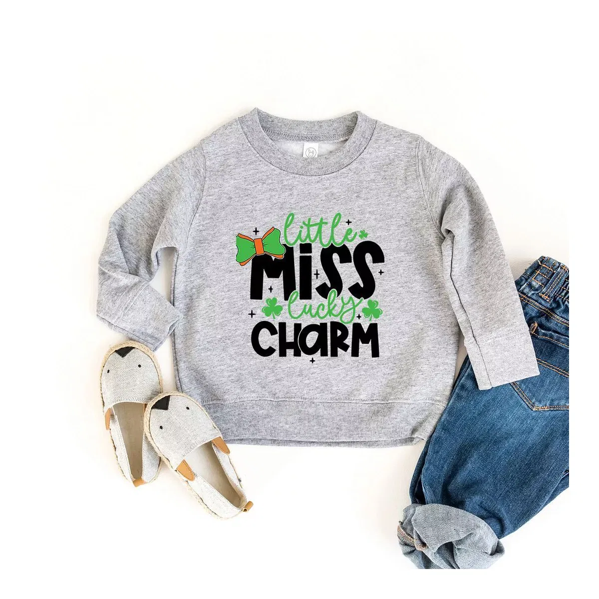 Детский свитшот для девочек с принтом Little Miss Lucky Charm The Juniper Shop, Heather Grey — фото 2