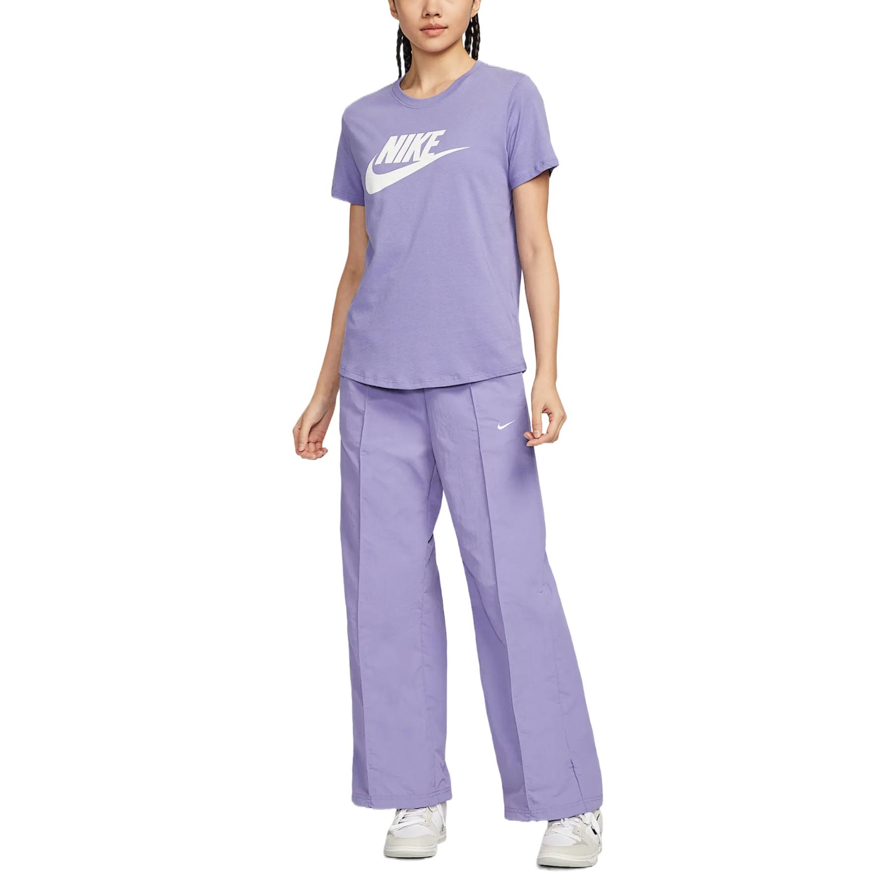 Футболка Nike Sportswear Essentials Logo DX7907-527, нежно-фиолетовый — фото 3
