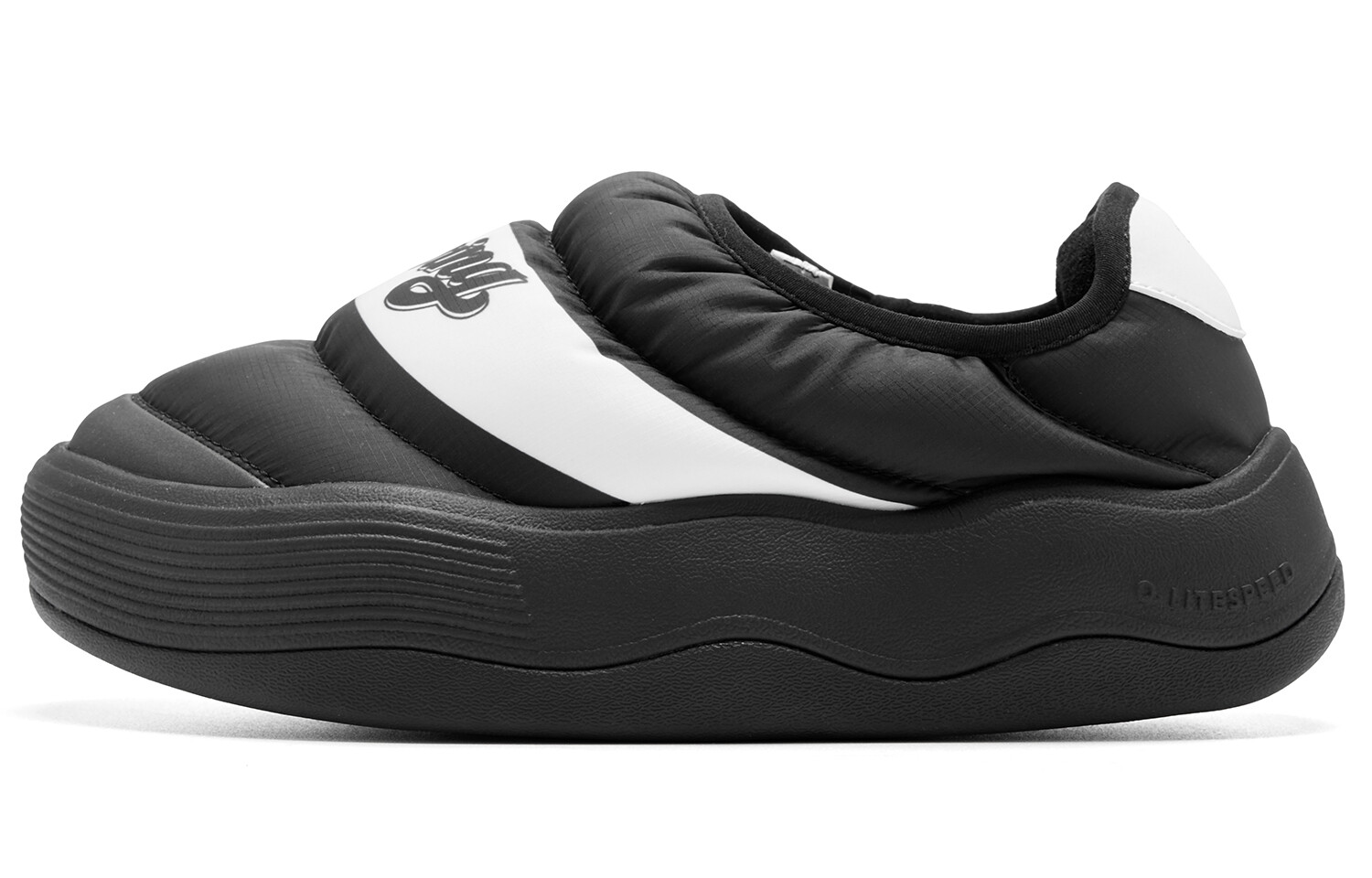 

Кроссовки женские Lifestyle Low-Top Black/ White Qiaodan