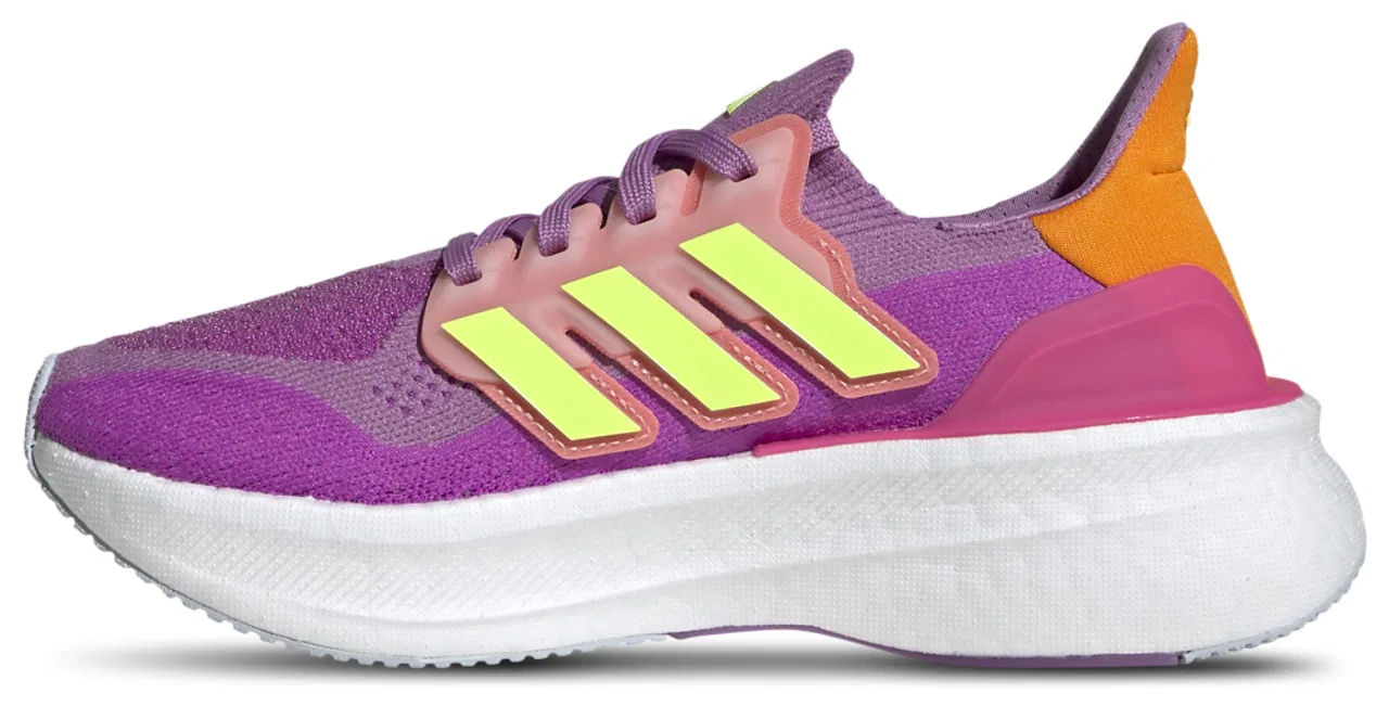 Кроссовки для девочек Ultraboost 5 Light Boost Adidas, цвет Lucid Lemon/Preloved Purple/Purple Burst — фото 2