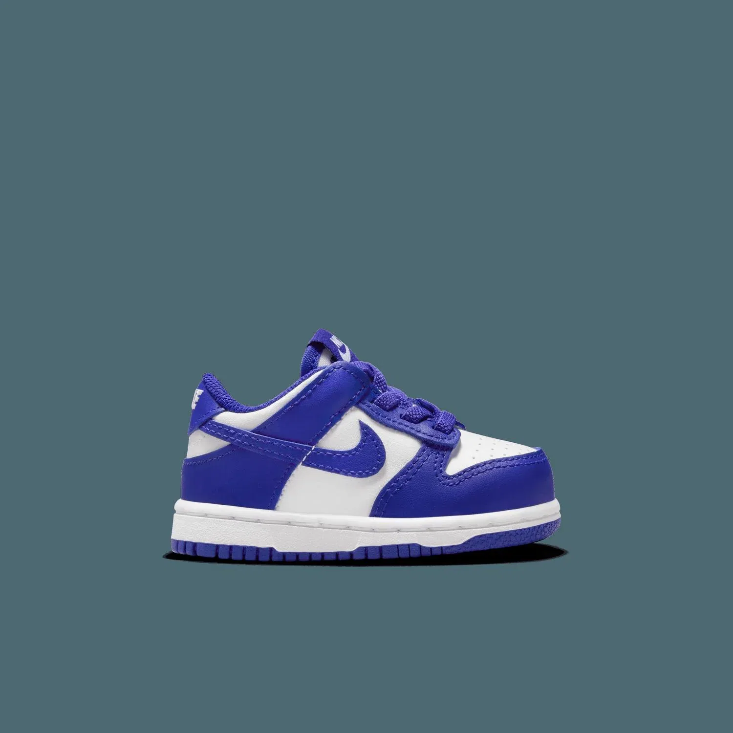 Детские кроссовки с комбинированным верхом Dunk Low Baby/toddler Shoes Nike, Concord Blue — фото 2