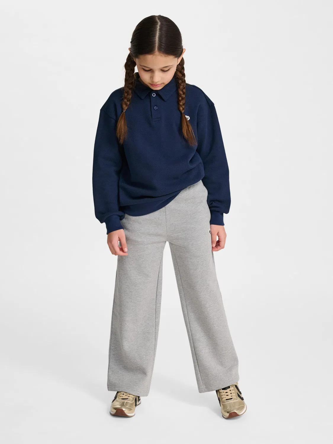 Детский свободный поло-свитшот Hmljr Loose Kinder Hummel, Blau Navyblau Gletscherblau — фото 4