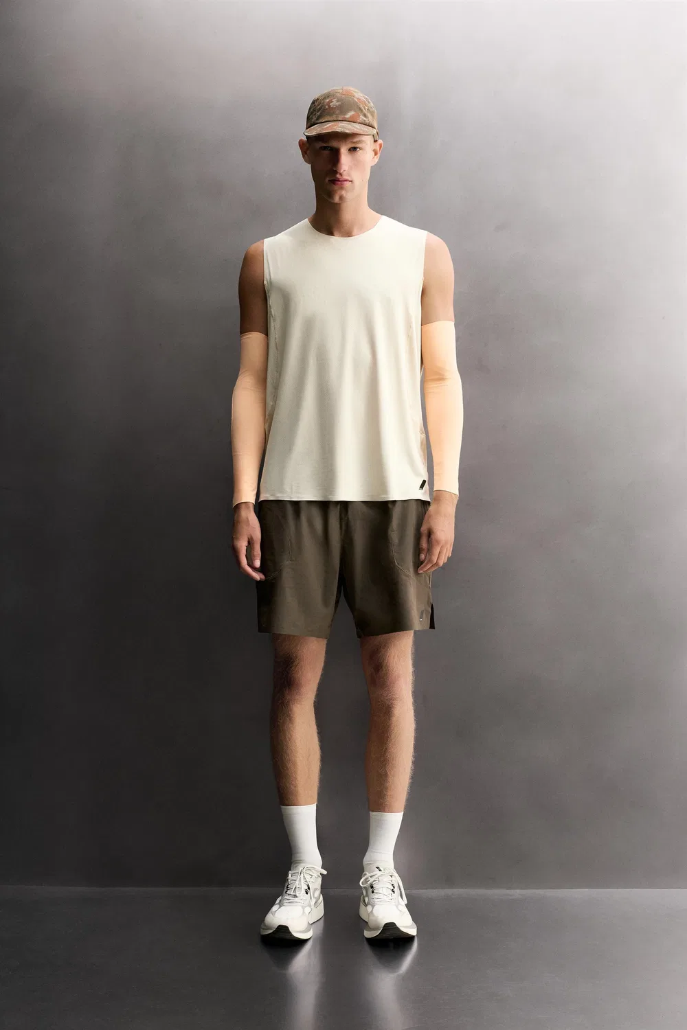 Беговая майка ZARA, Bone