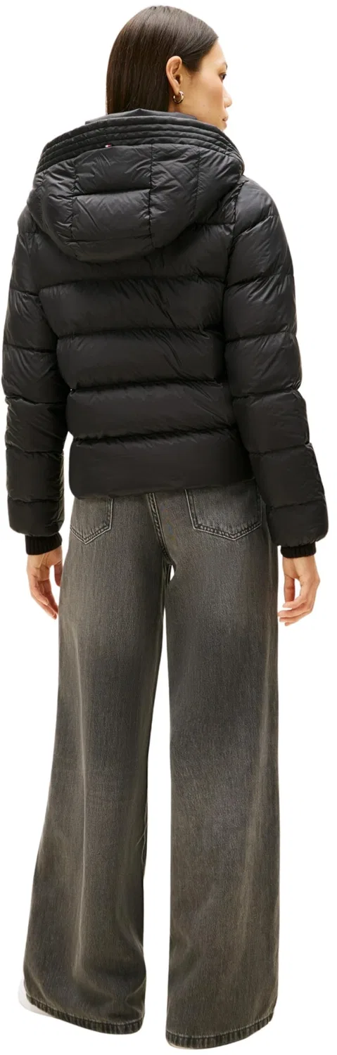 Женская куртка с капюшоном и утеплителем Tommy Hilfiger, Black — фото 2