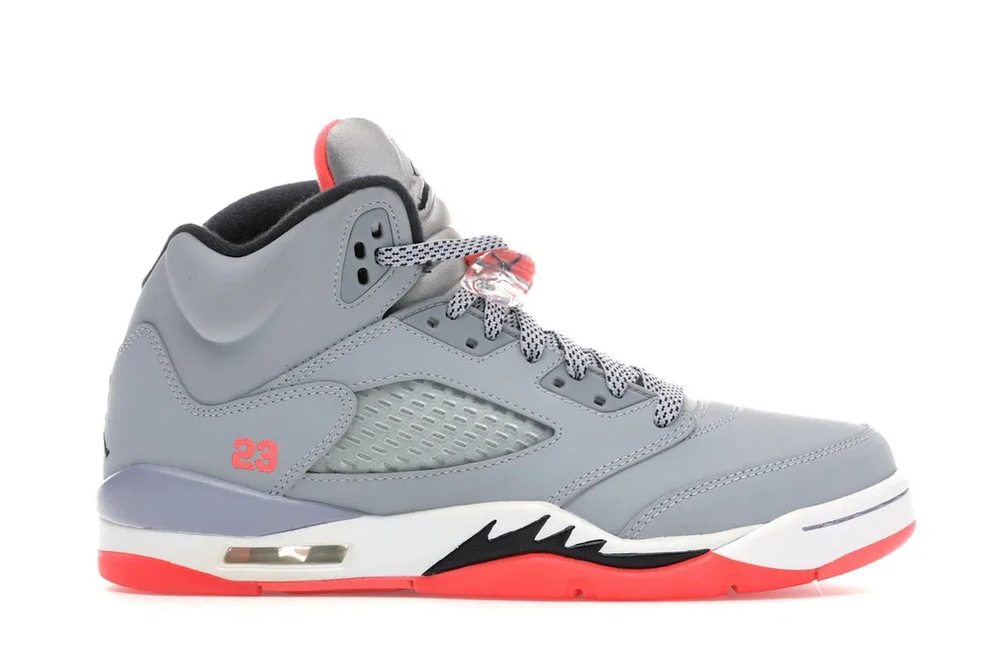 Детские кроссовки Lifestyle Jordan 5 Retro, Wolf Grey/Black-Hot Lava-White