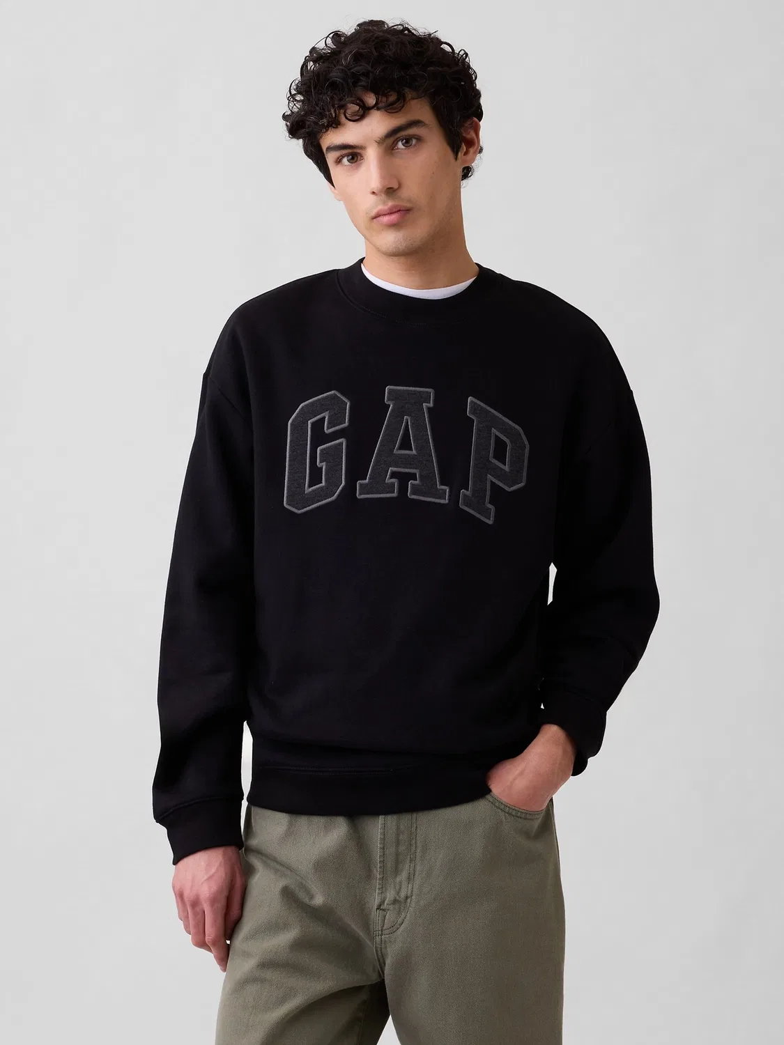 Свитшот свободного кроя Relaxed Logo Gap, черный