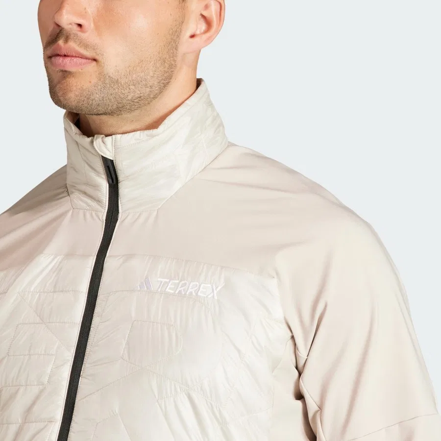Мужской утепленный гибридный джемпер с капюшоном adidas TERREX Xperior Varilite Hybrid PrimaLoft, Кремовый — фото 4