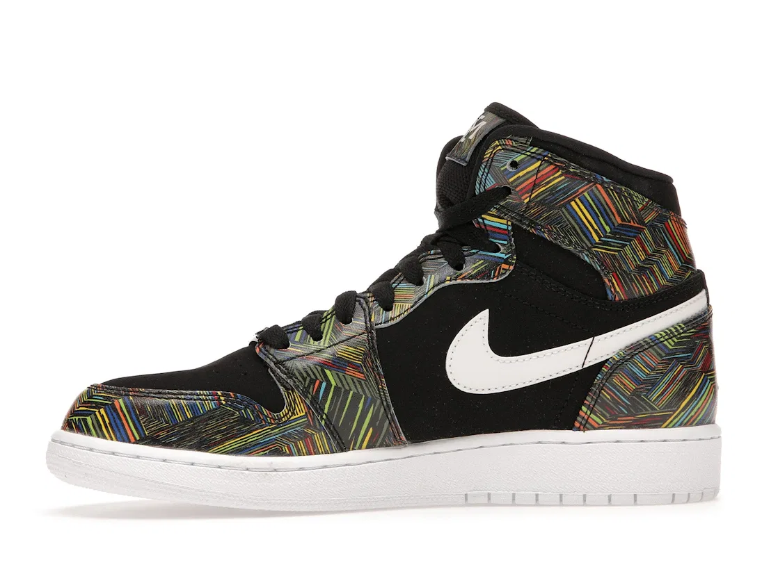 Детские кроссовки Lifestyle Jordan 1 Retro Jordan, Black/White/Black/Voltage Green — фото 3