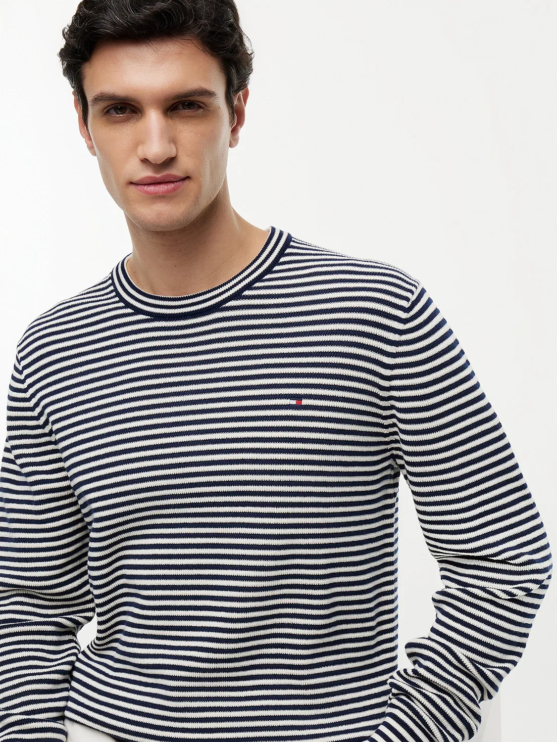 Свитер Tommy Hilfiger темно-синего цвета — фото 4