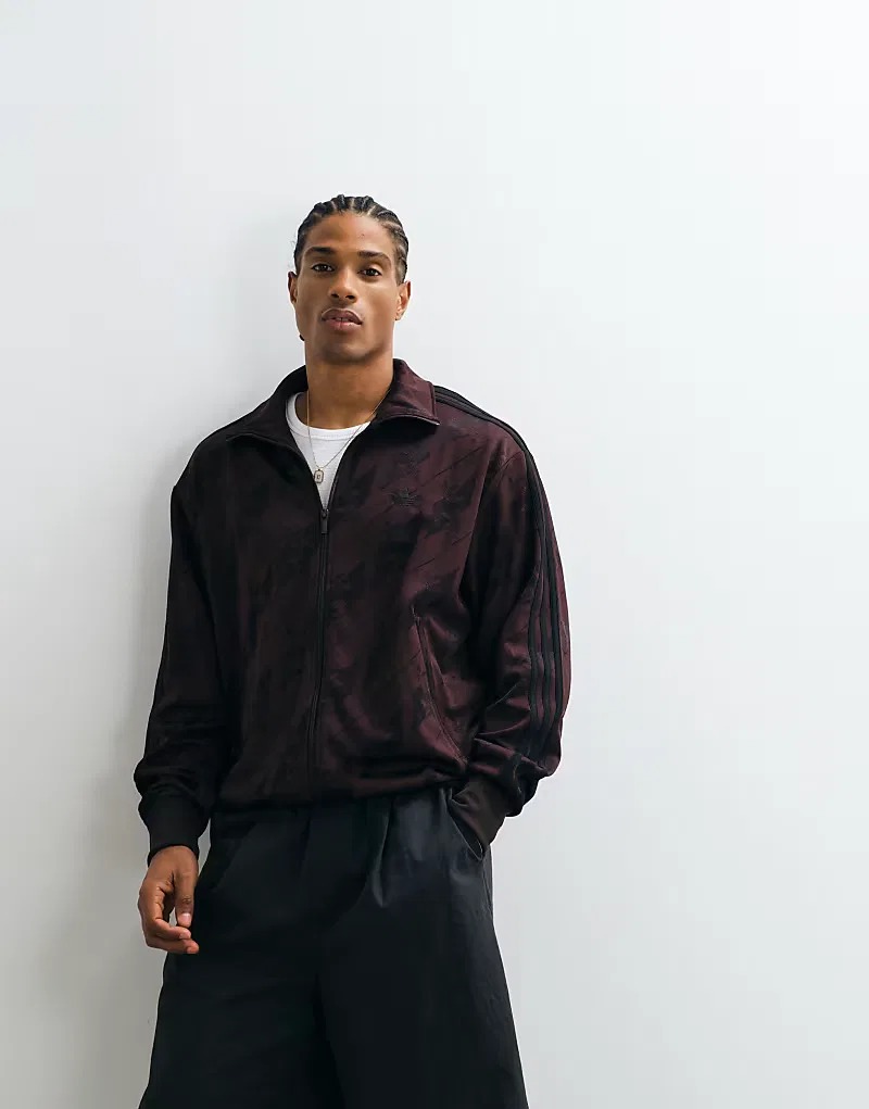Куртка спортивная Firebird Adidas Originals, коричневый монограм