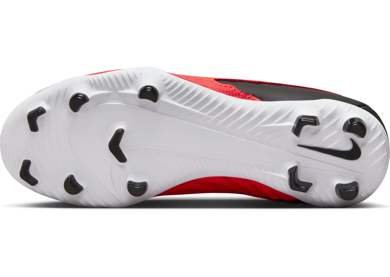 Детские бутсы для мальчиков с жестким грунтом Jr Phantom Gx Club Df Fg/Mg NIKE, Bright Crimson Black White — фото 2
