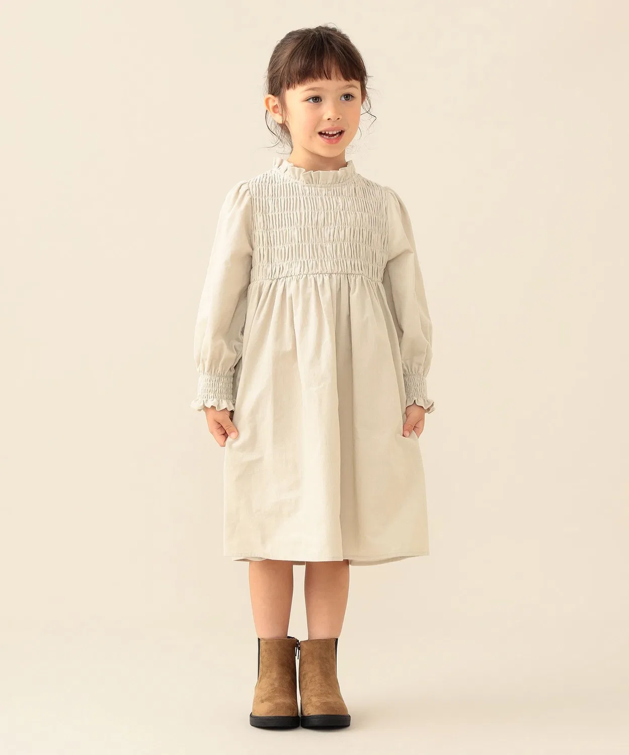 Детское платье из вельвета с фриллами Corduroy Shirring 2026FW BEAMS mini, Natural