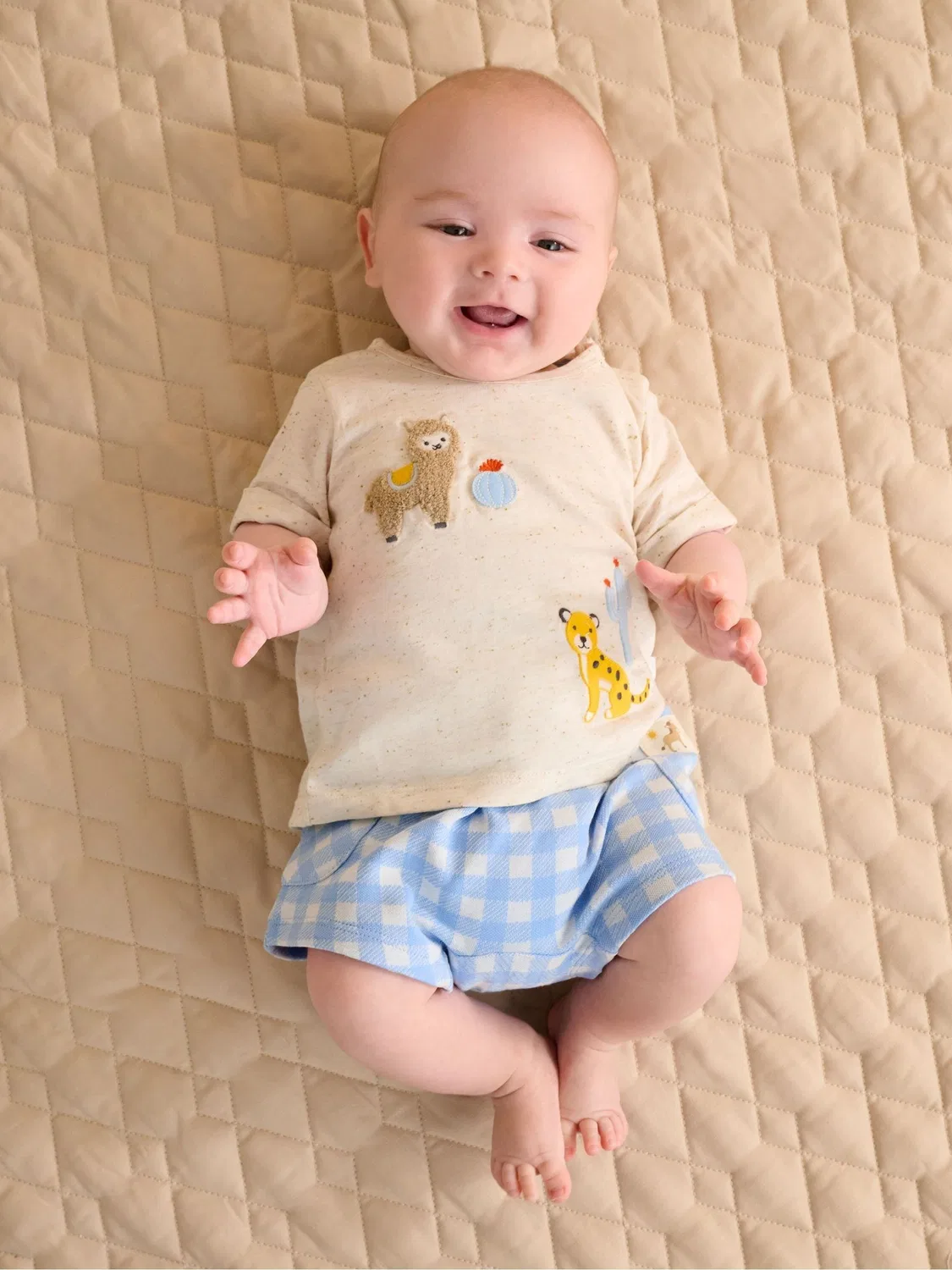 Комплект из футболки и шорт, с аппликацией Purebaby, голубой