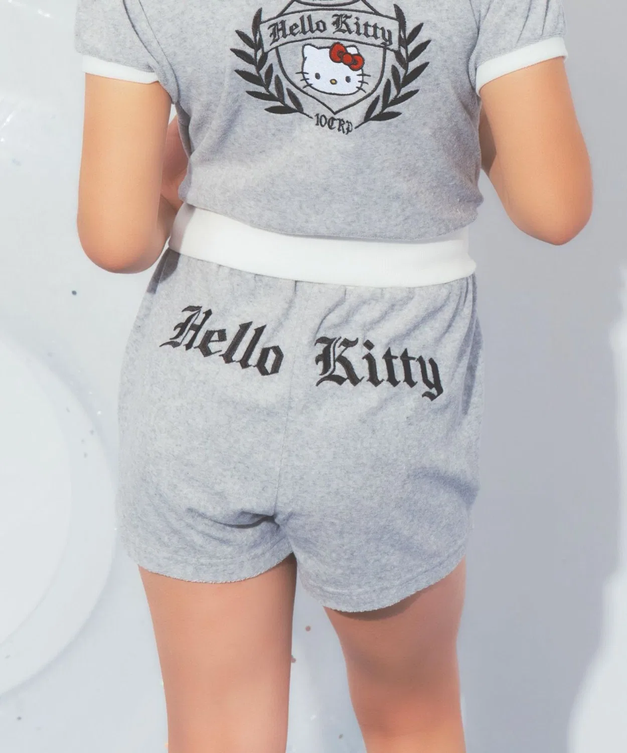 Детские шорты из махровой ткани с принтом Hello Kitty 10C REPIPI