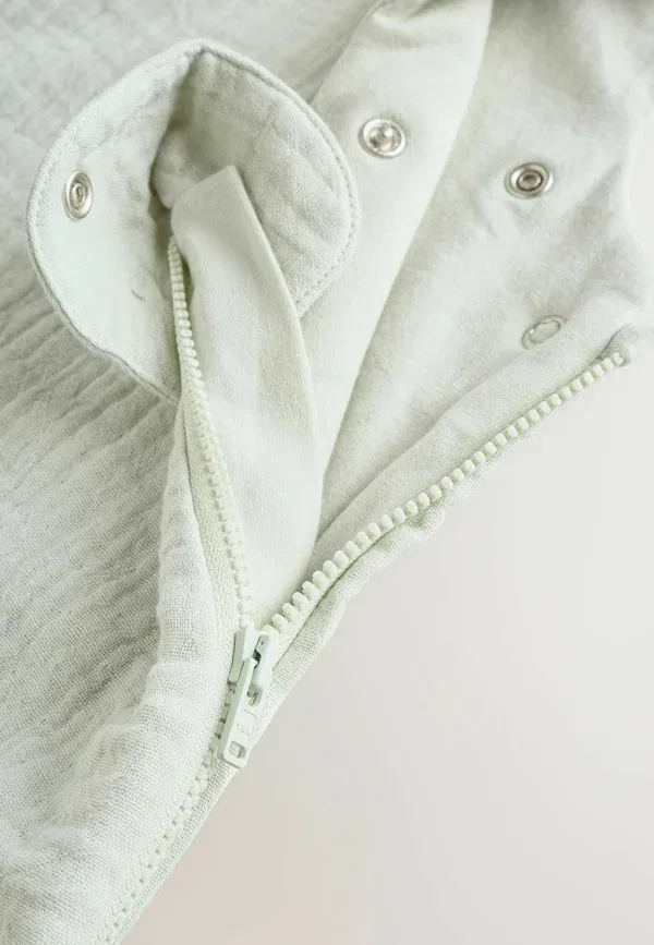 Детский спальный мешок из хлопка Regular fit Next sage green, зеленый — фото 4