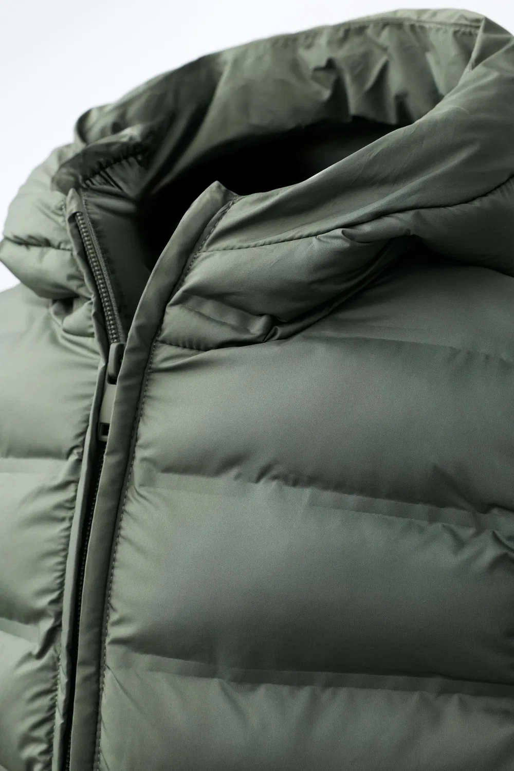 Сверхлегкий водоотталкивающий жилет с капюшоном ZARA, Khaki — фото 4
