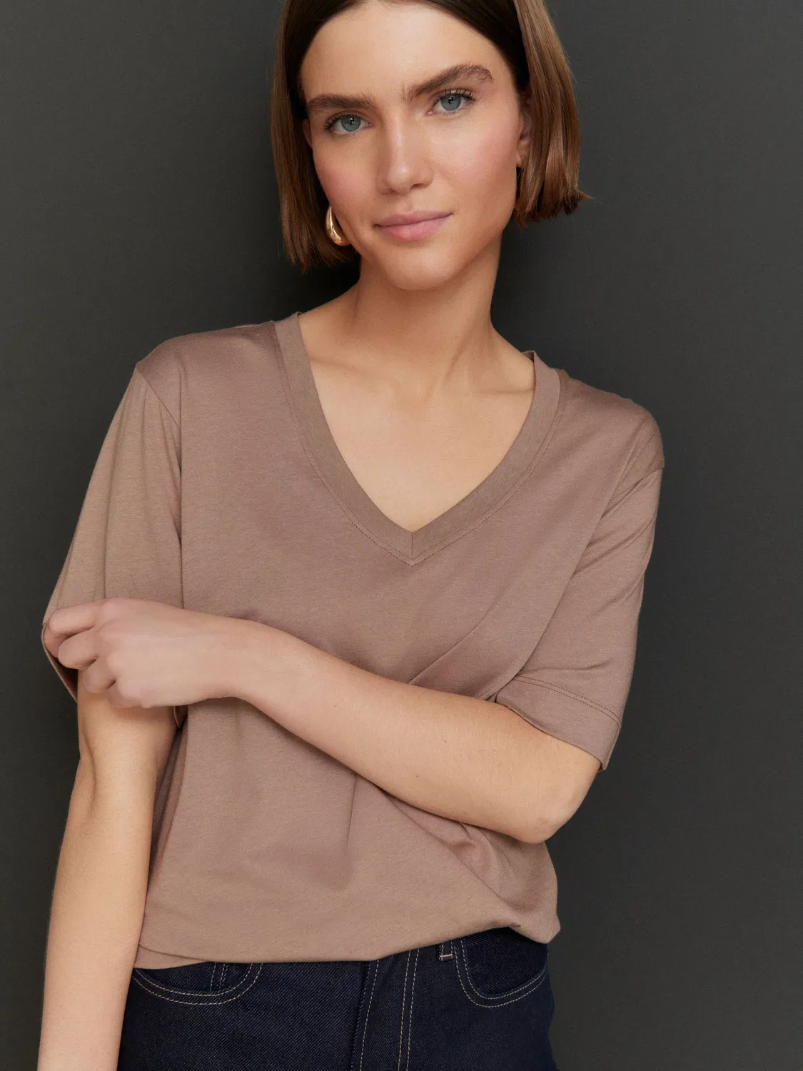 Футболка свободного кроя с V-образным вырезом Next, Taupe Brown — фото 2