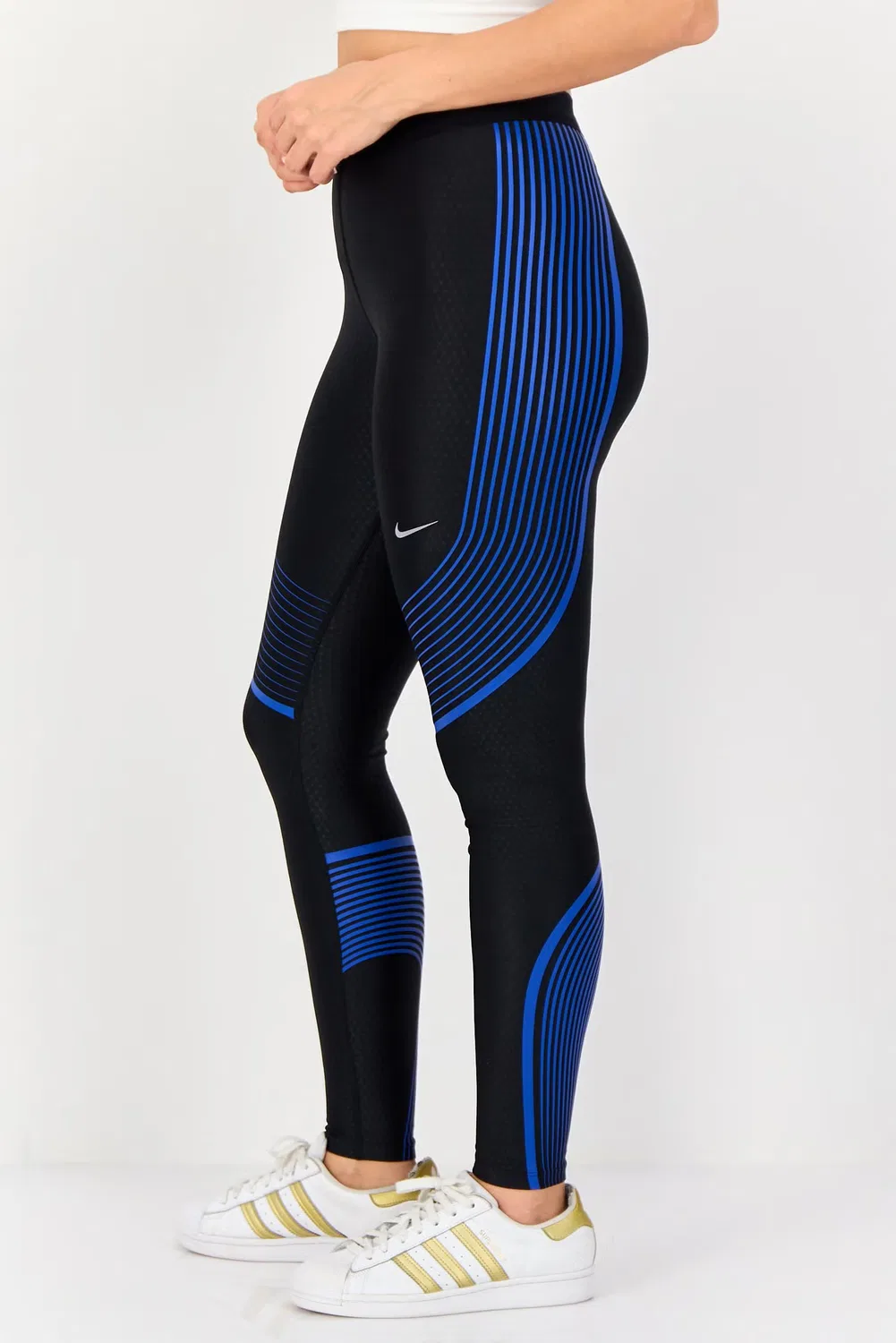 Леггинсы спортивные с технологией Dri-Fit Nike, черный — фото 4