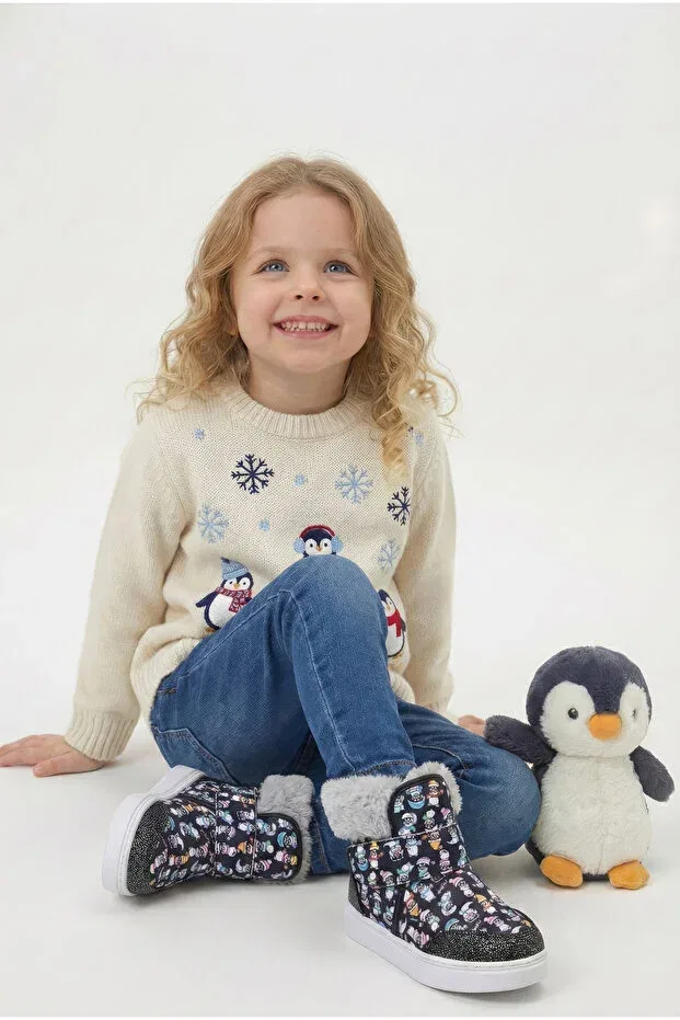 Детские ботинки для девочек с мехом Life girl's fur lined - printed light sole orthopedic boots Pingu, Black Penguin Print