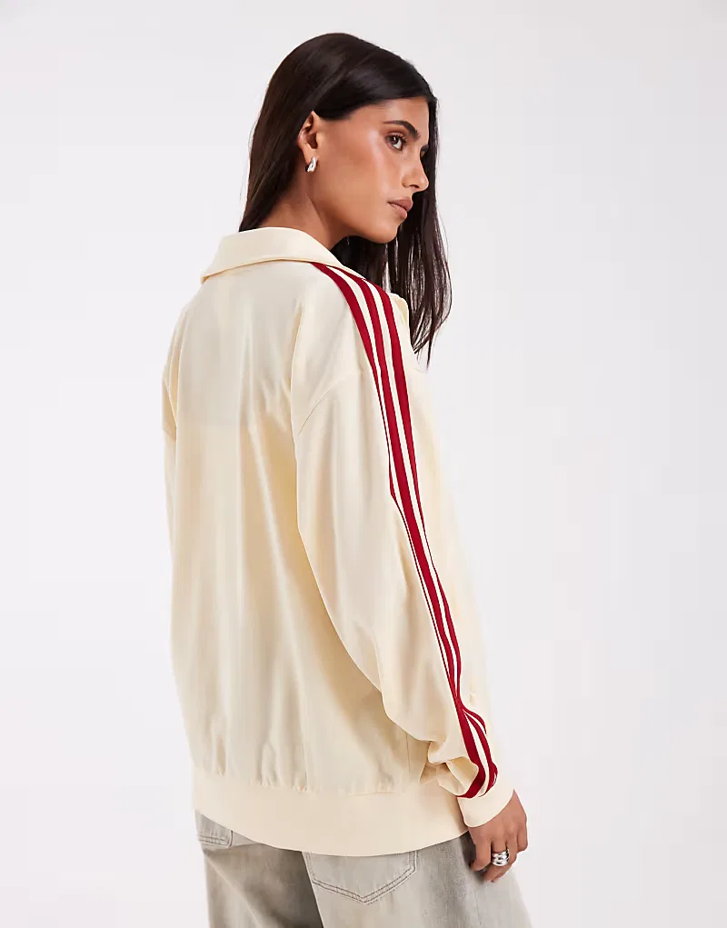 Спортивная куртка Adidas Originals Firebird в теплых ванильных и красных тонах — фото 4