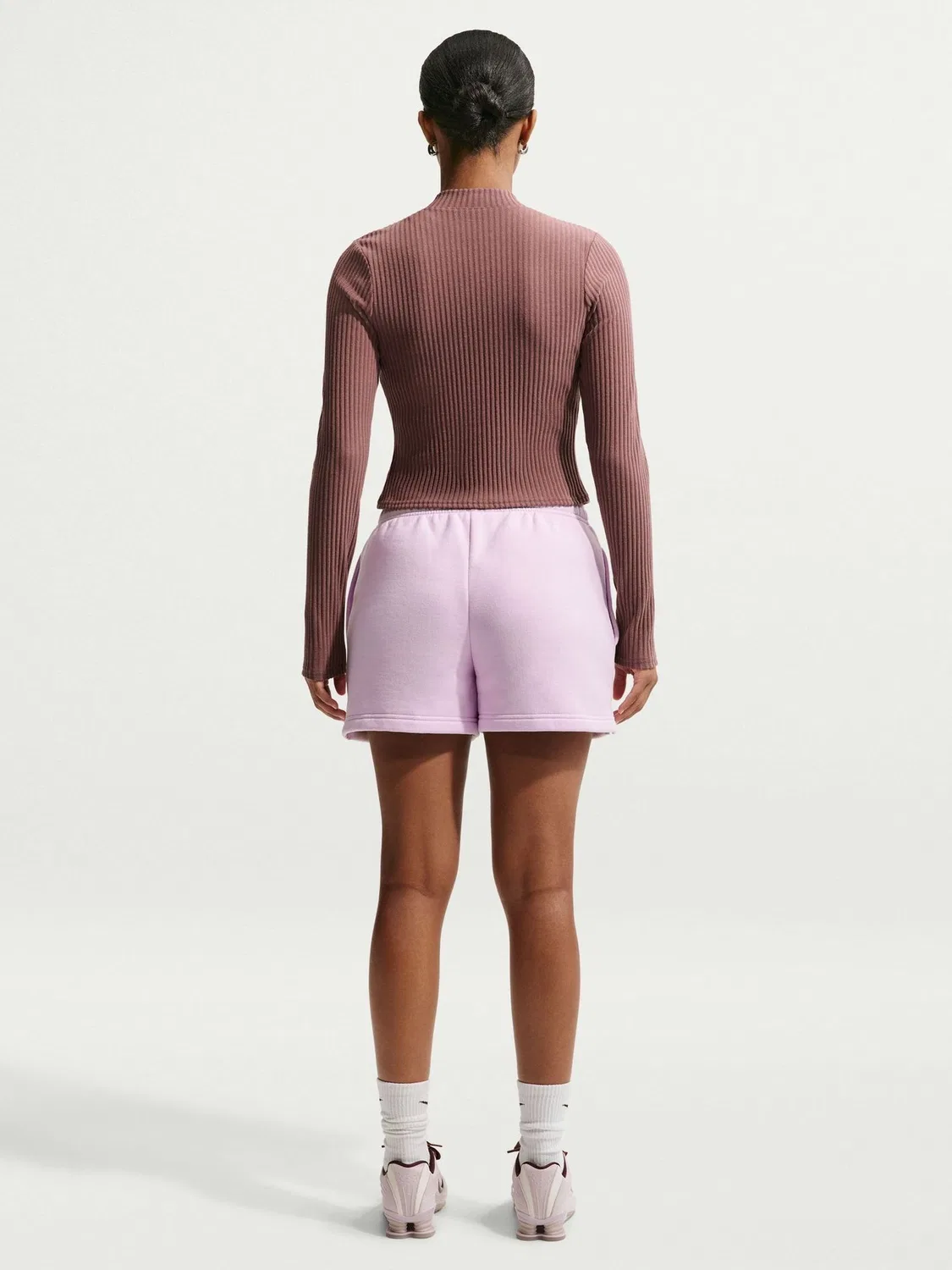 Шорты Nike Studio Fleece Mid-Rise Nike, выбеленный сиреневый — фото 3