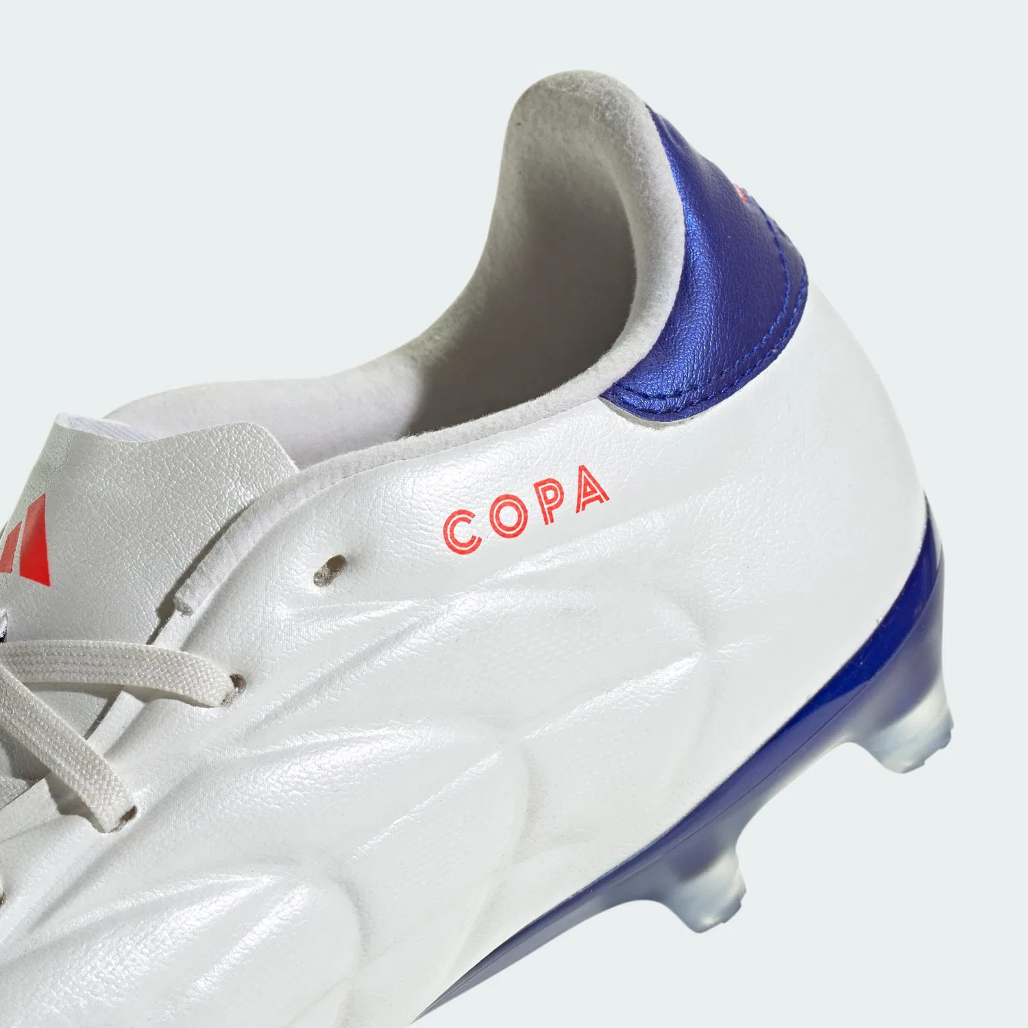 Детские бутсы для девочек с шипами Adidas Copa Pure 2.2 Fg, Lucid Blue/Ftwr White/Solar Red — фото 4