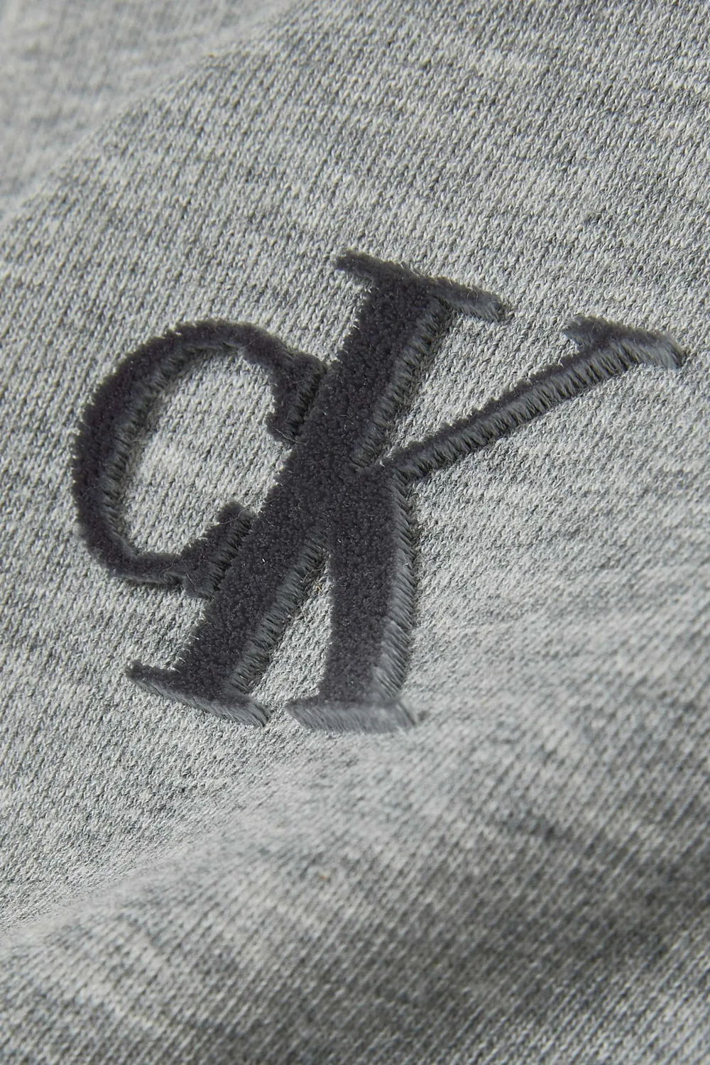 Свитшот на половину молнии с монограммой Calvin Klein — фото 3