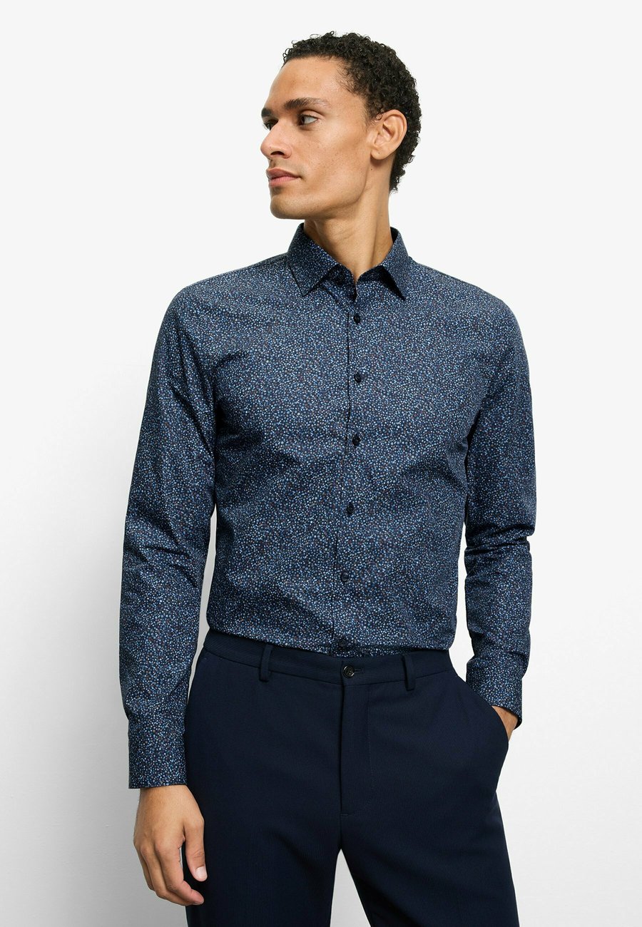 

Футболка OLYMP No. Six BUSINESS NEW YORK KENT, Marine/Blue, Синий, Футболка OLYMP No. Six BUSINESS NEW YORK KENT, Marine/Blue