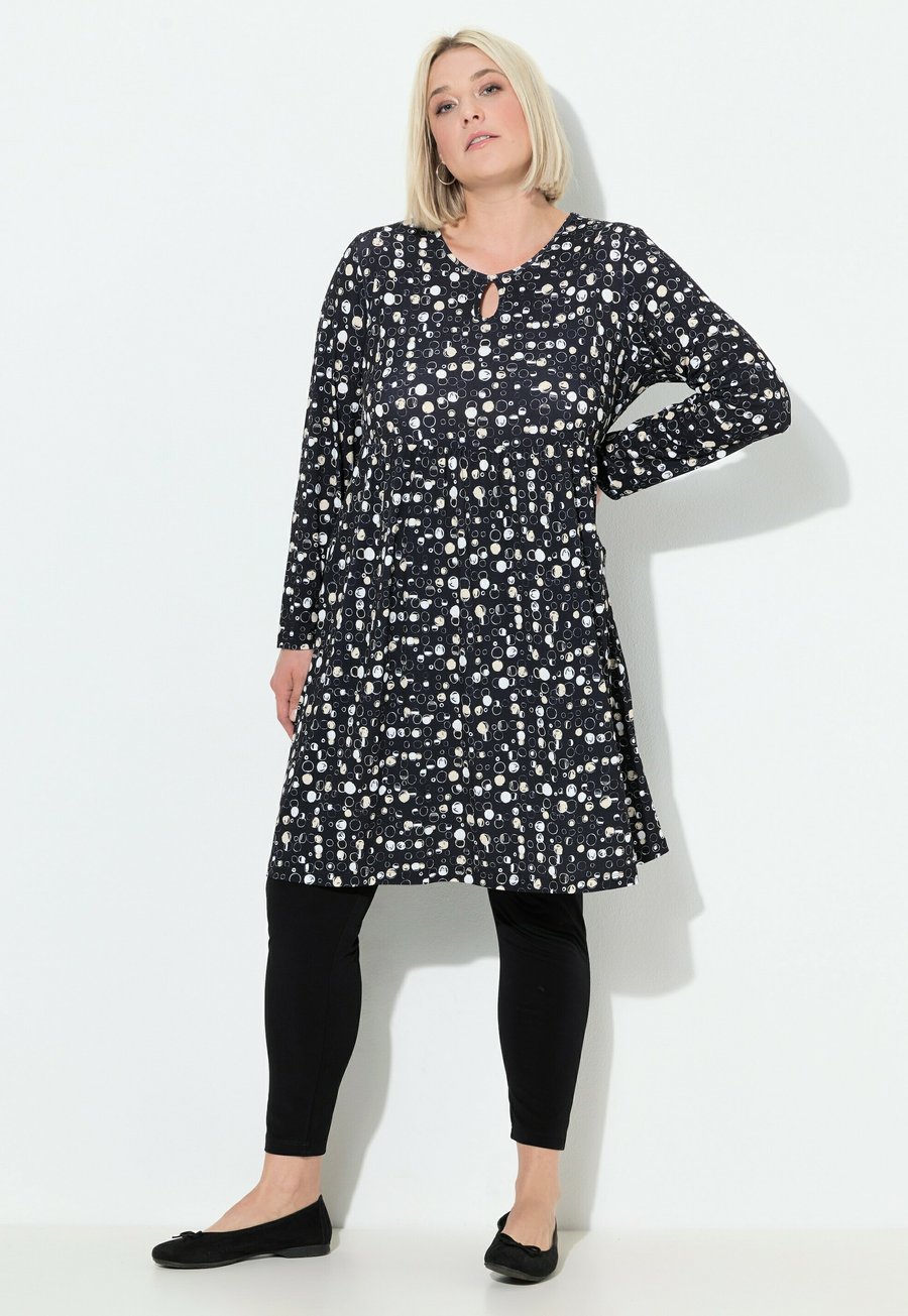 

Платье Ulla Popken MATTEBUBBLE POCKET , Black