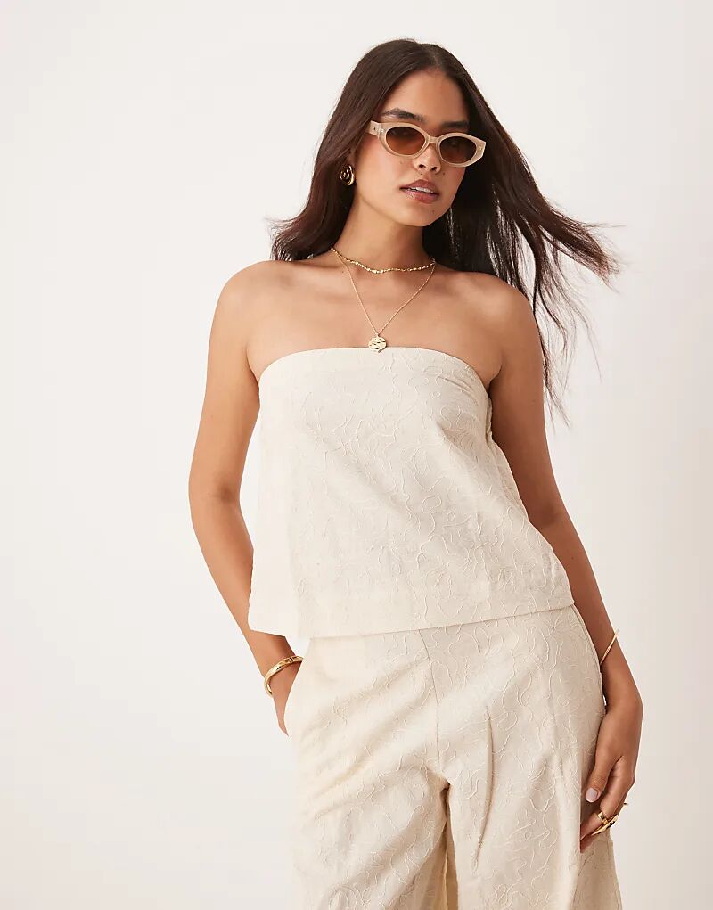 

Топ-бандо ASOS DESIGN кремового цвета с вышивкой