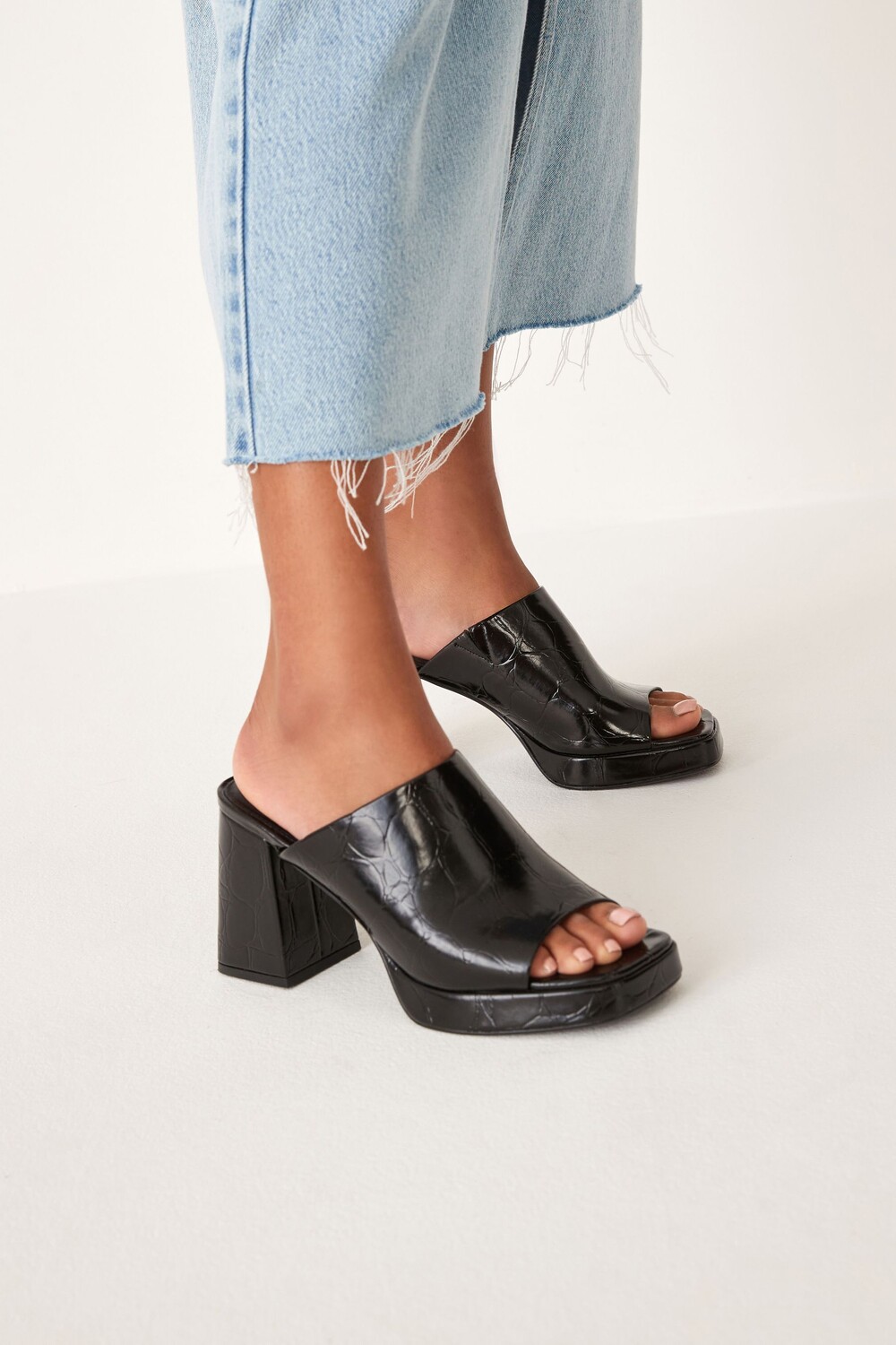 

Шлепанцы на платформе Forever Comfort Next, черный