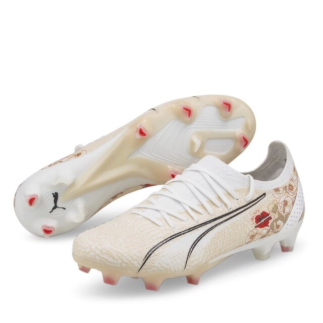 Женские бутсы X Freedom Ultra FG/AG бежевого цвета Puma, белый