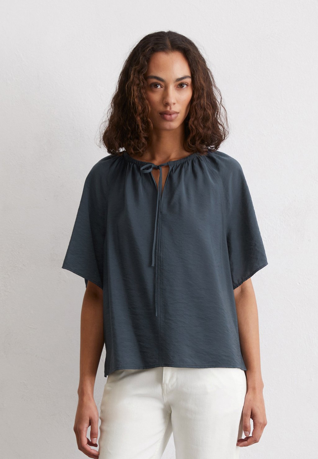 

Блуза BLOUSE ROUND NECK WITH DRAWSTRING AND GATHERING SOLID Marc O'Polo, темно-синий