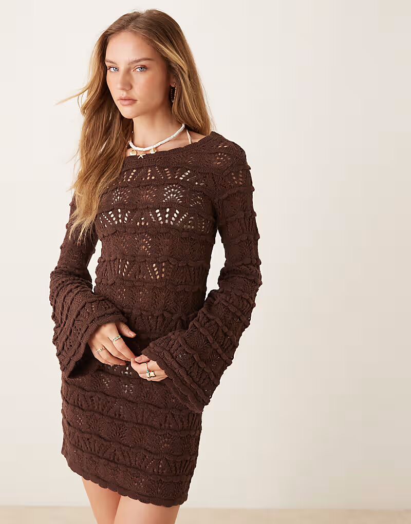 

Трикотажное мини-платье ASOS DESIGN с открытыми петлями и расклешенными рукавами шоколадного цвета