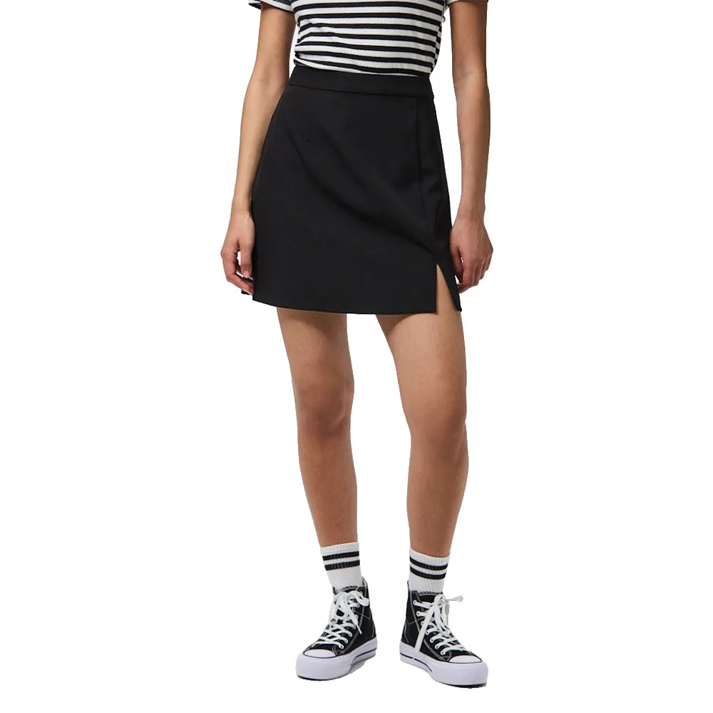 

Юбка Pieces Bozzy short skirt, черный