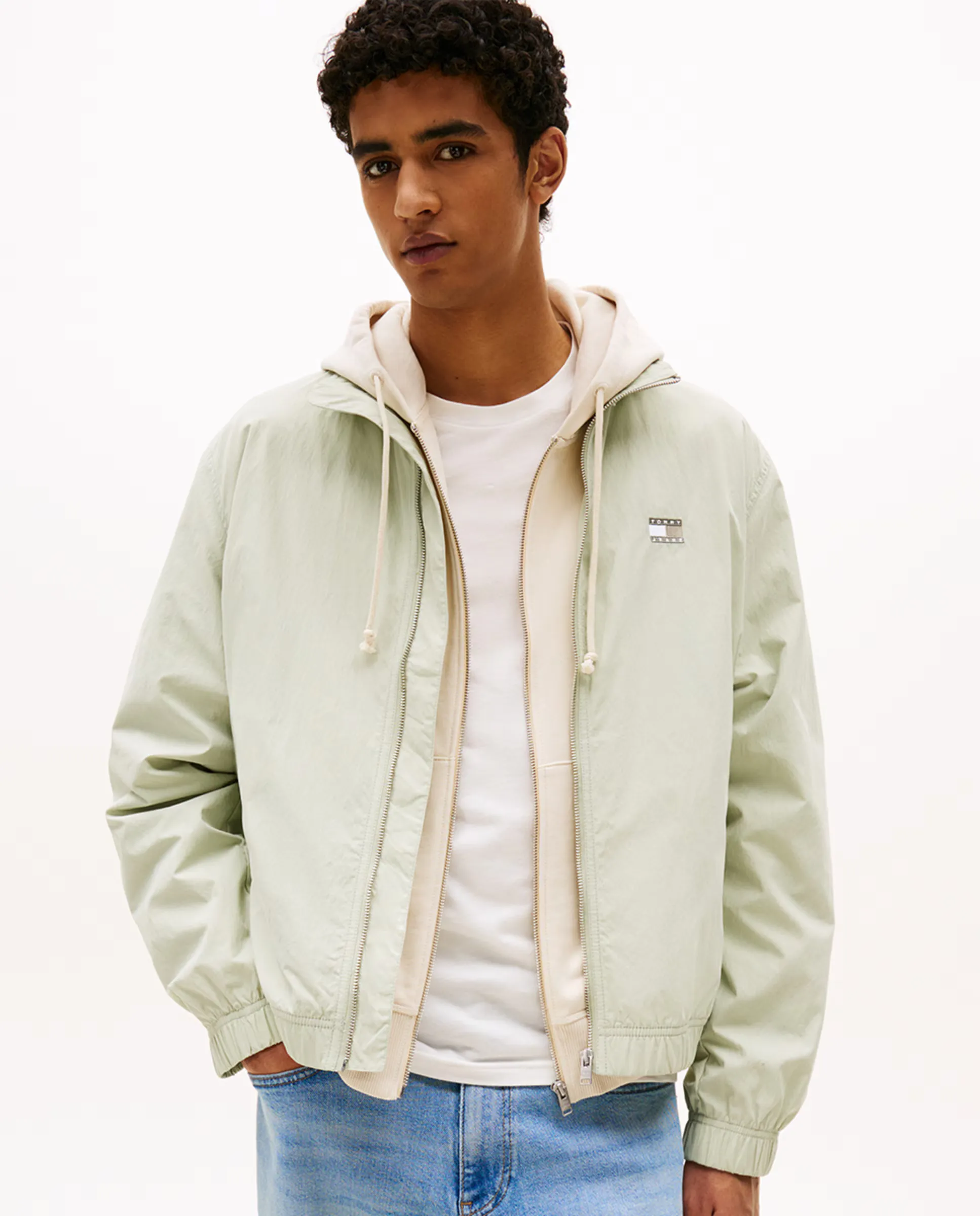 

Куртка мужская типа бомбер регулярного кроя Tommy Jeans, светло-зеленый