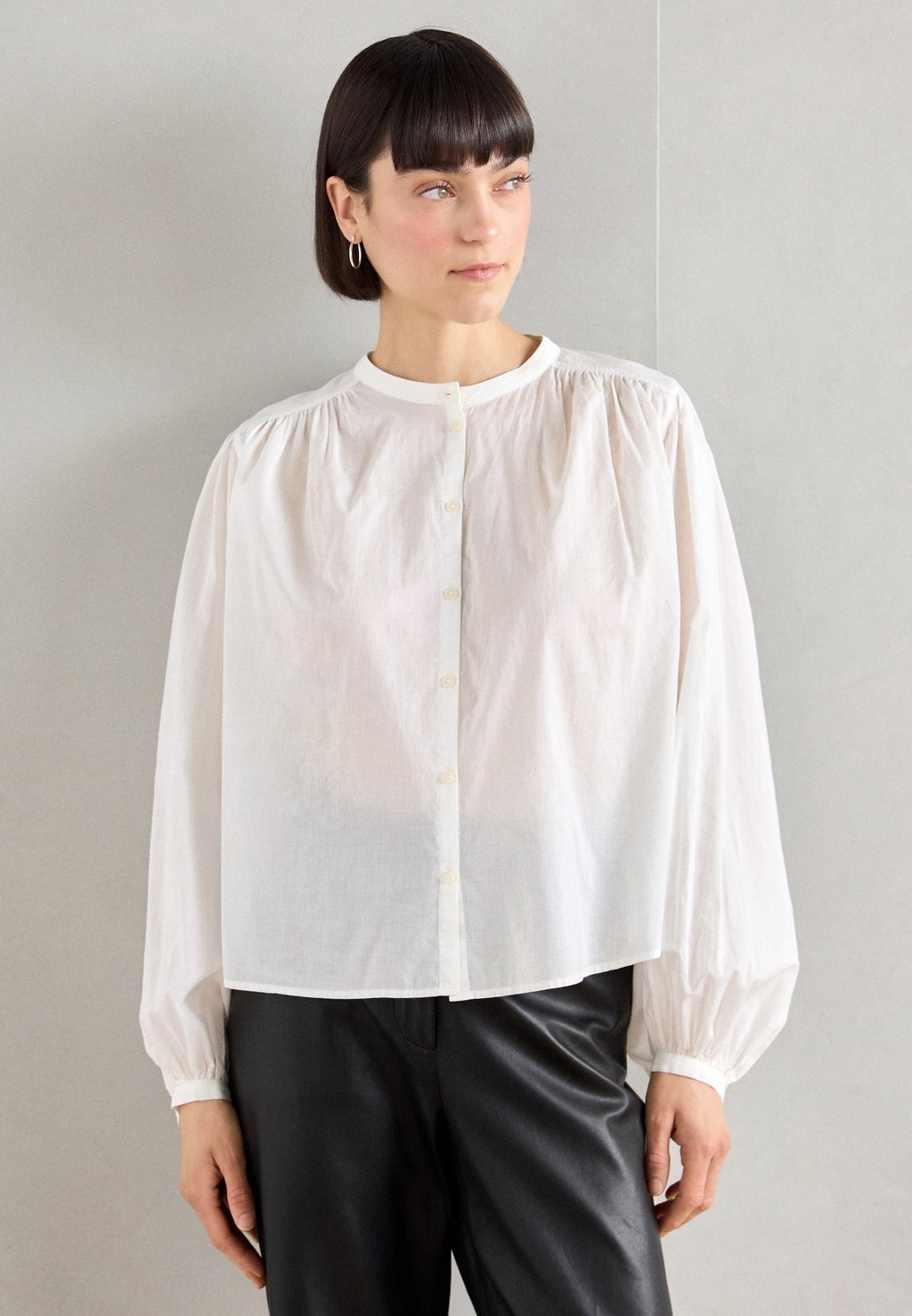 

Блузка на пуговицах BLOUSE LONG SLEEVE SOLID Marc O'Polo, кремовый