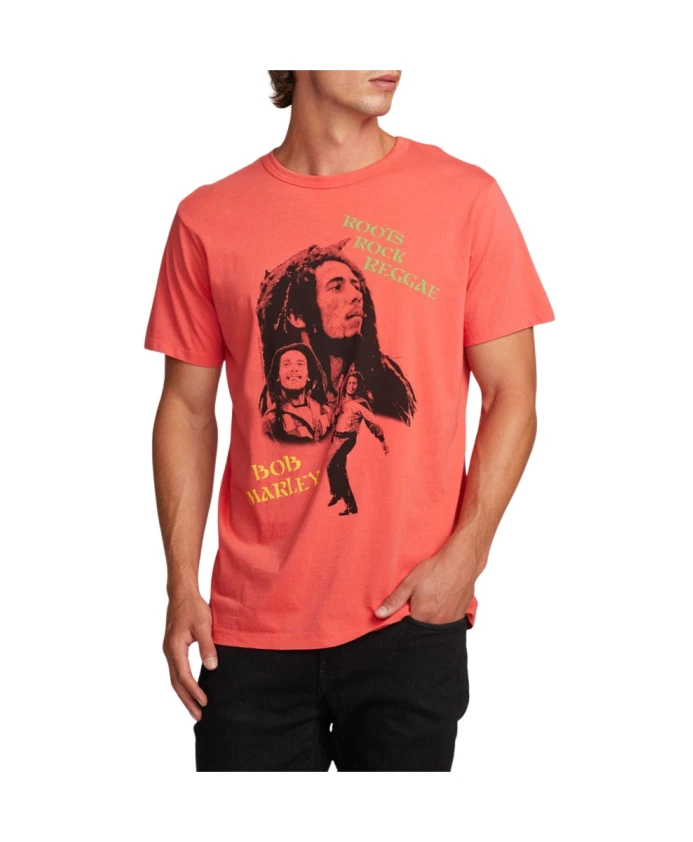 

Футболка с изображением Боба Марли в стиле рутс-рок-регги. Chaser, красный